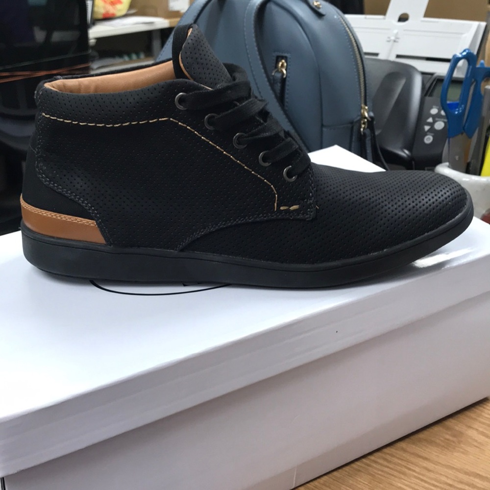 Steve Madden men’s shoes size 8